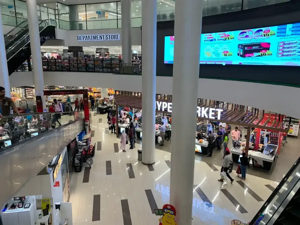 Understanding Central Mall’s Place in Dubai’s Urban Fabric